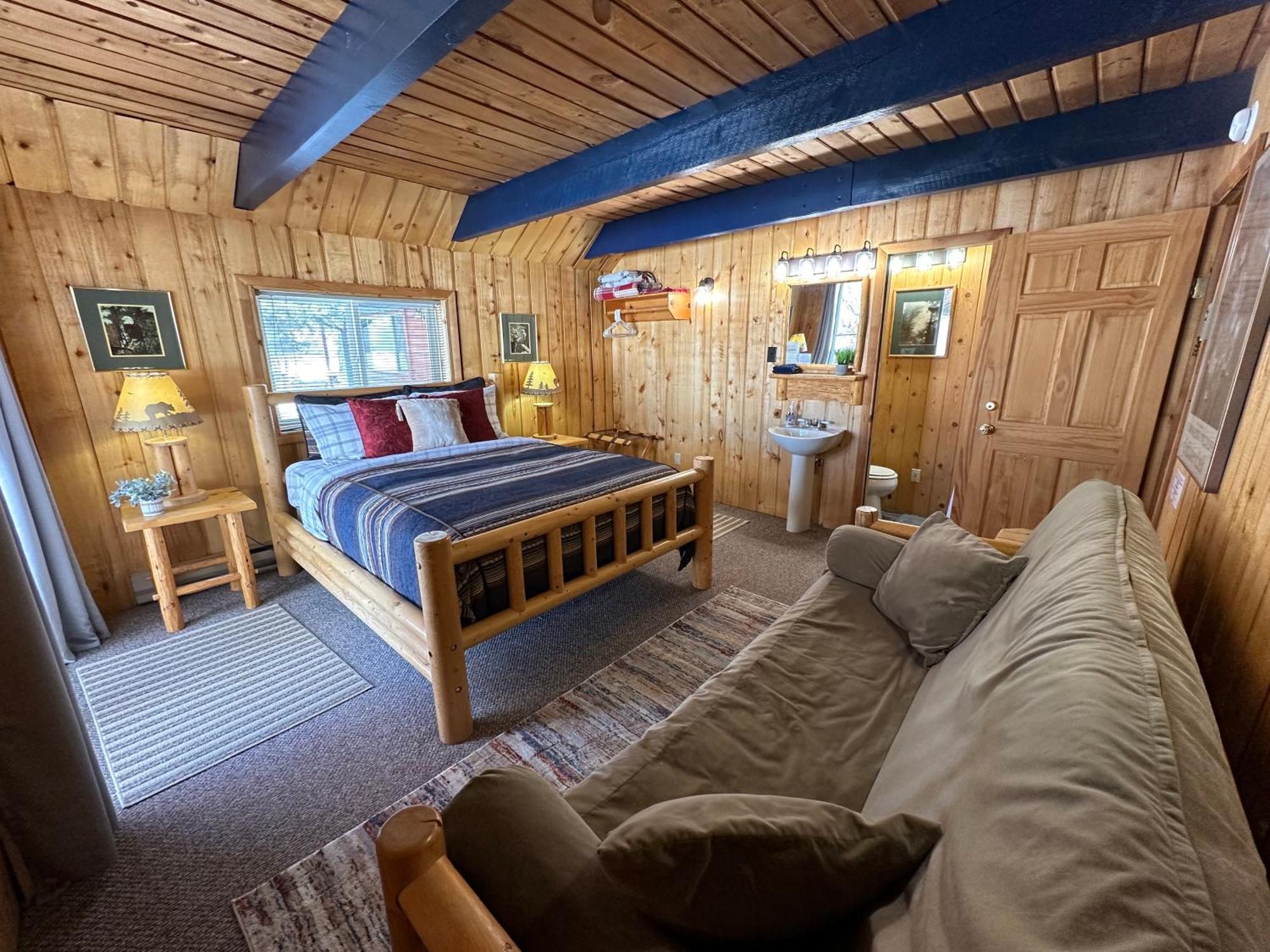 Mount Peale Country Inn La Sal エクステリア 写真