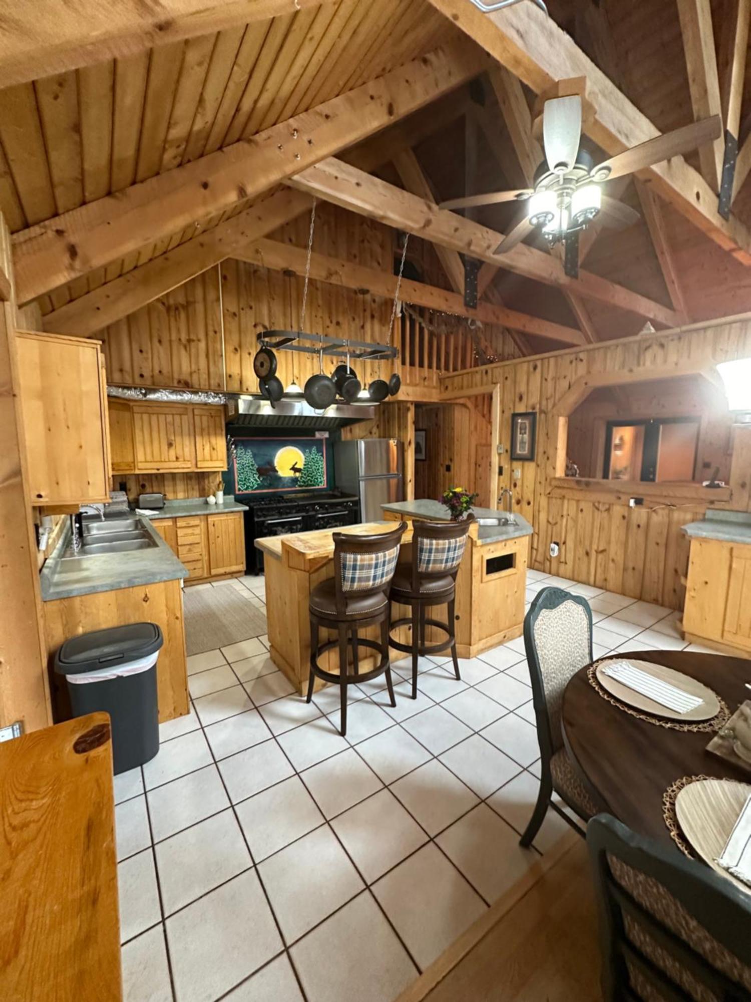 Mount Peale Country Inn La Sal エクステリア 写真
