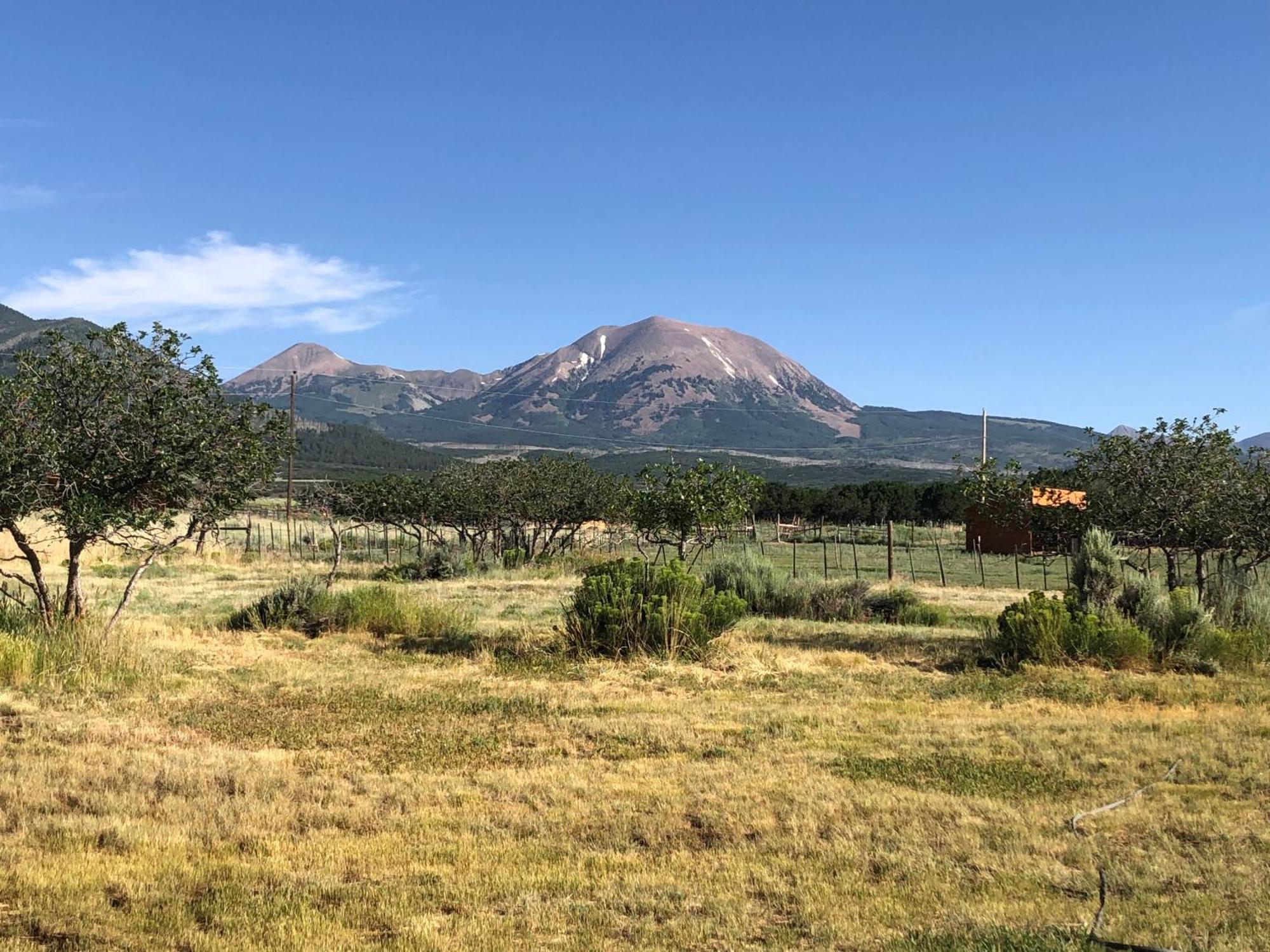Mount Peale Country Inn La Sal エクステリア 写真