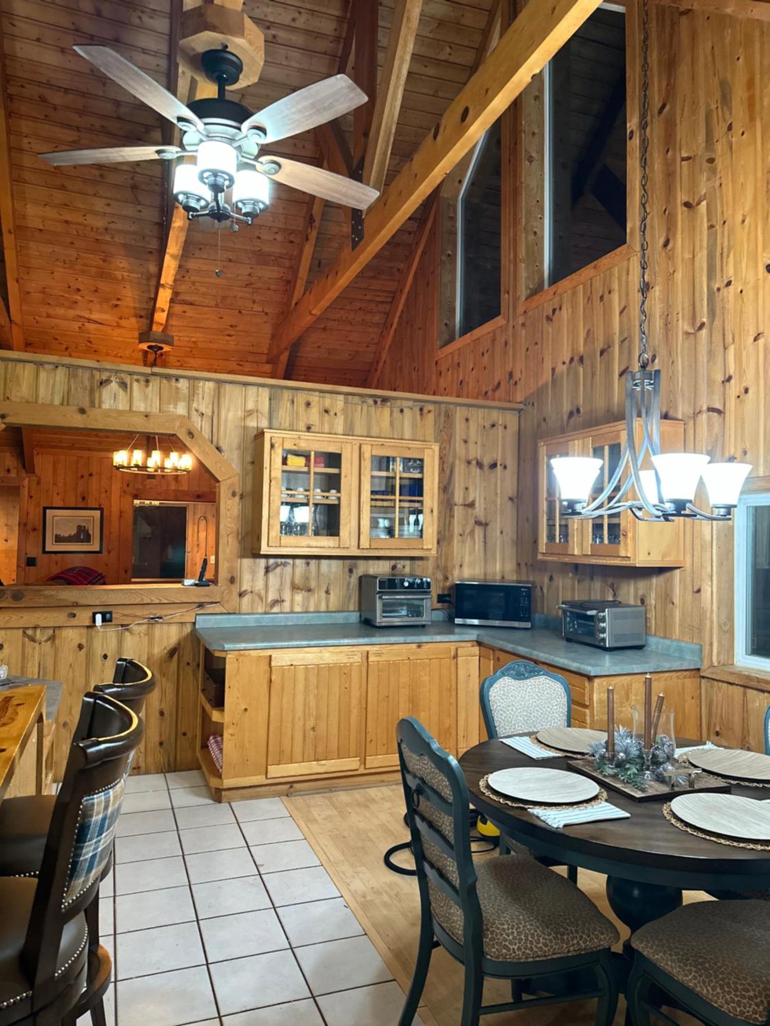 Mount Peale Country Inn La Sal エクステリア 写真